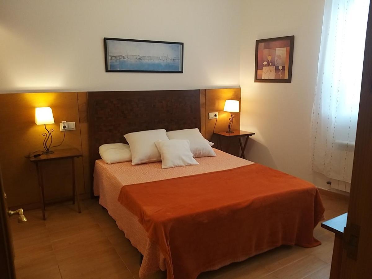 Apartamento Con Pequeno Jardin En El Centro Ferrol Extérieur photo